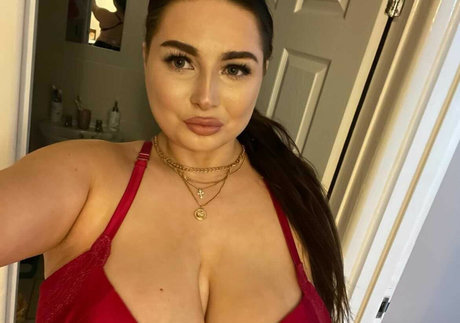 Luci May xxx pornstar pic