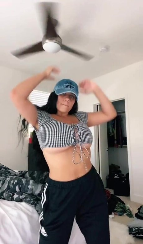 Jordan Taverner hd model images