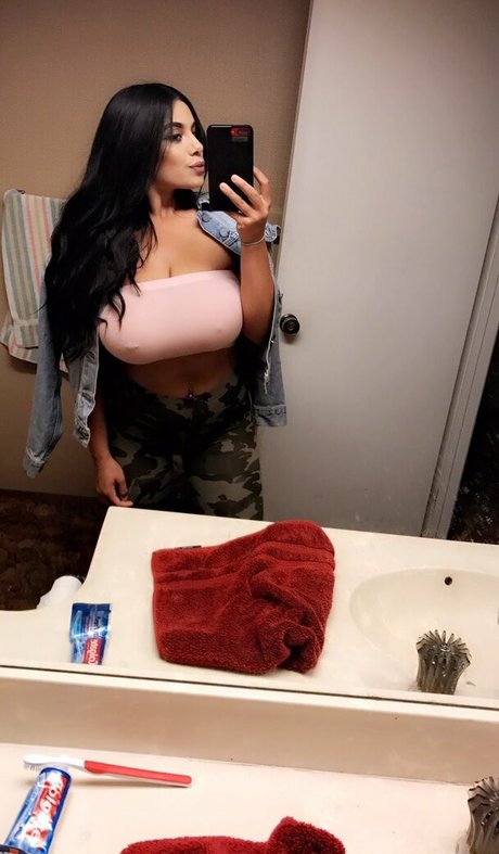 Jordan Taverner exclusive pornstar photos