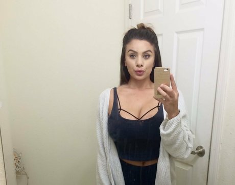 Jordan Taverner pornstar adult pic