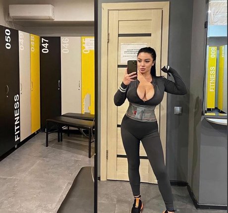 Asa Lochka pornstar top img