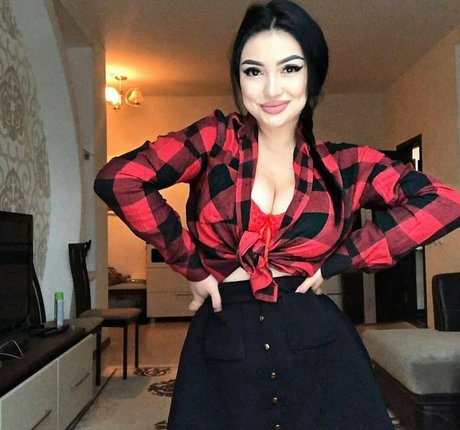 Asa Lochka pornstar sexy img