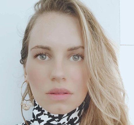 Ju Luz pornstar picture