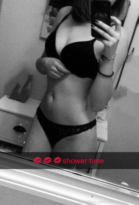 secretsubmissiv erotic star photos