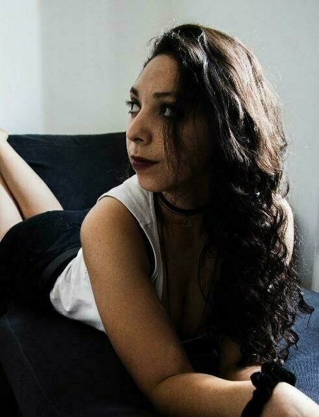 kitsunemimigirl model sexy pictures