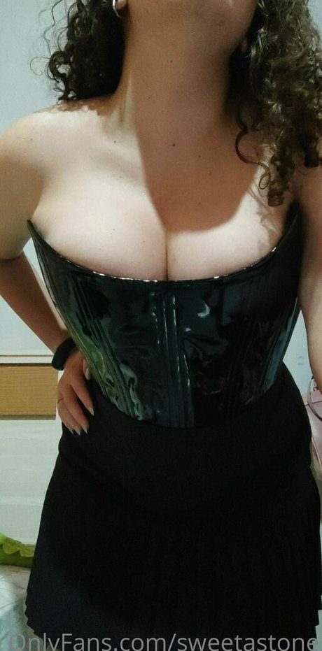 sweetastone profile pic