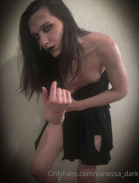 vanessa dark sexy model picture