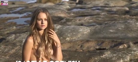 Isabelle Cornish pornstar naked image