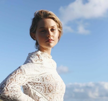 Isabelle Cornish nude model pic