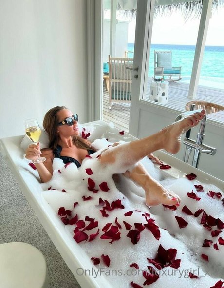 Kristina Sweet model porn archive