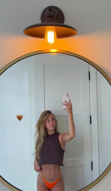 Ella Horan porn star picture