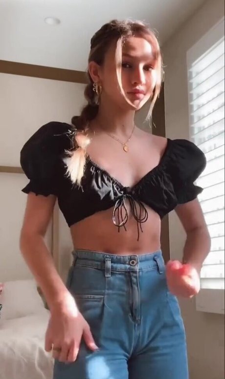 Ella Horan pornstar art picture