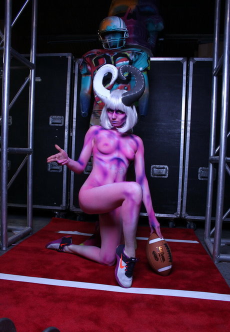 minx mx sexy actress photos