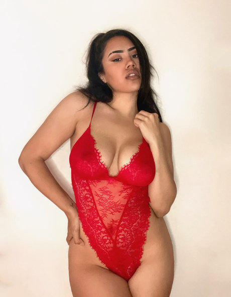 hoehuxtable pretty actress photos