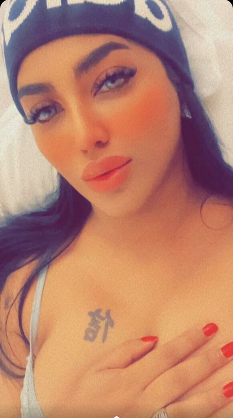 Pakistani Beauties art model gallery