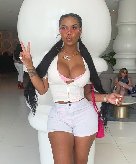 Chinese Kitty pornstar nice galleries