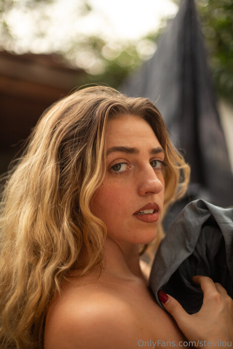 stevilou pornstar beautiful archive