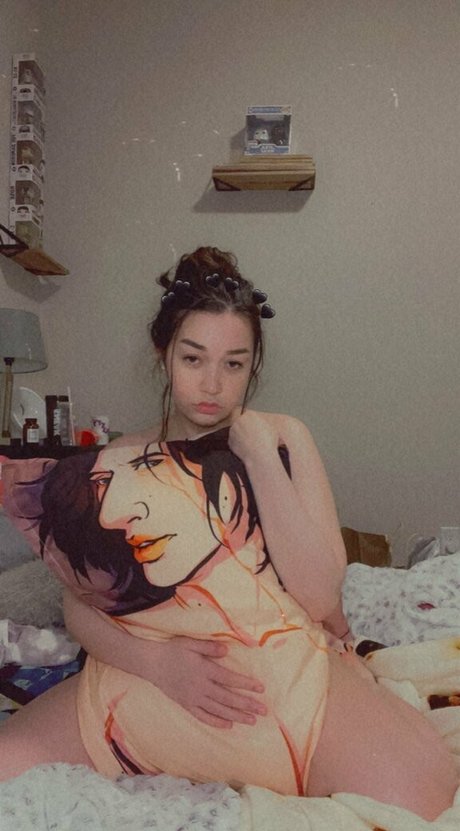 chloeeekennedy sexy star picture