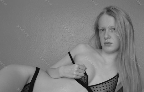 janelouisefree sex star image