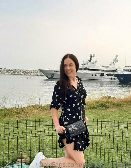 mariannarocket model pornographic photo