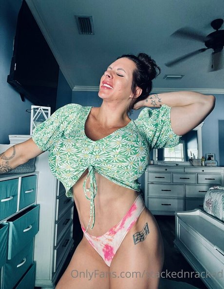 stackednracked high quality actress picture