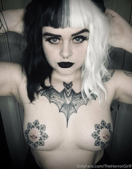 diilestrange pornstar pictures