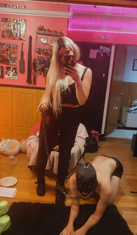 leatherhoe666 nude actress images