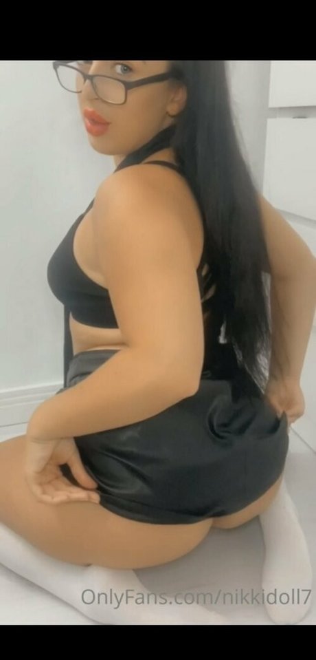 lisadoll5 hd pornstar pic