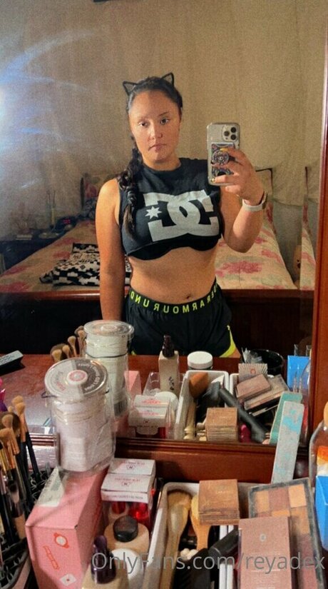 reyadex star nudes archive