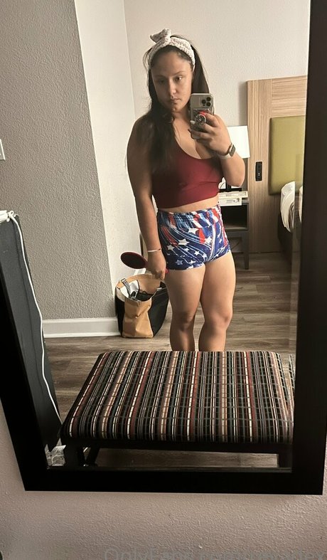 reyadex xxx model image