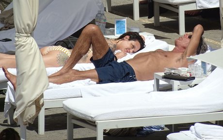 Asia Argento star sexy image