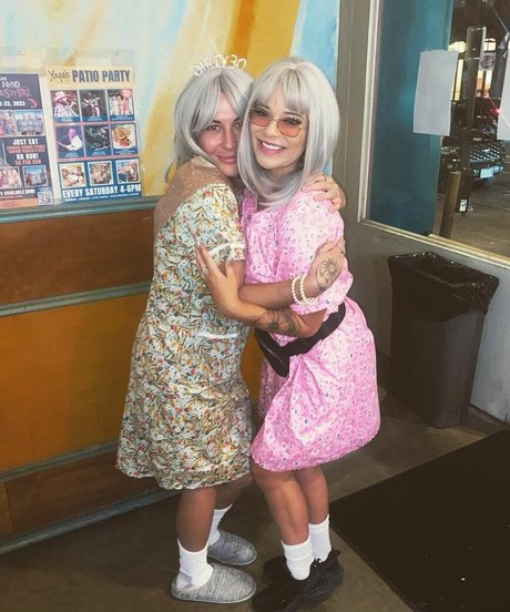 Avery Trail adult model pics