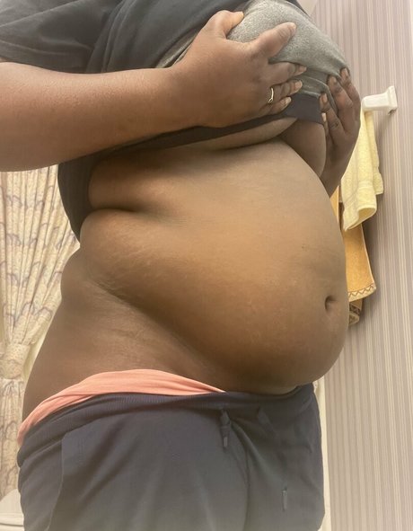 izzy back again model porn gallery