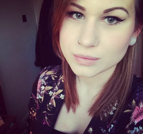 Honey And Sulphur adult actress archive