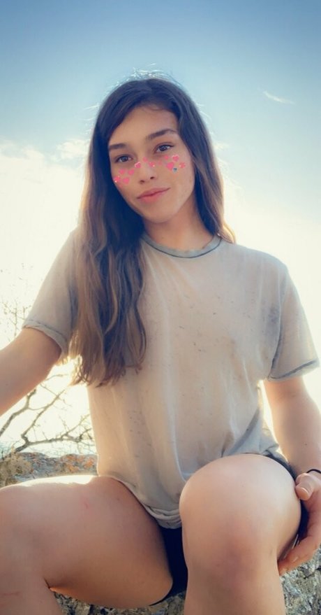 arielllll star free pictures