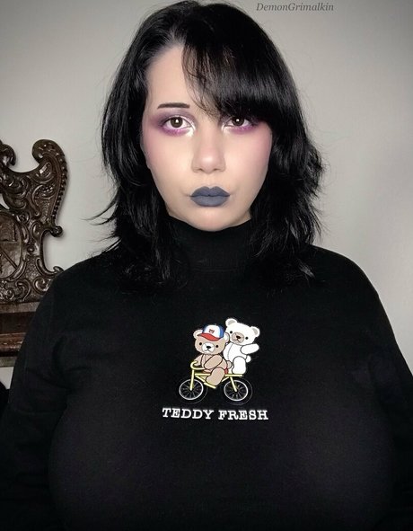Demongrimalkin model porn gallery