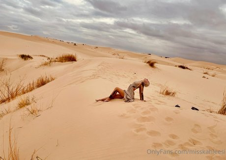 misskahleesi sex star pictures