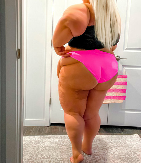 fluffybarbie model adult photos