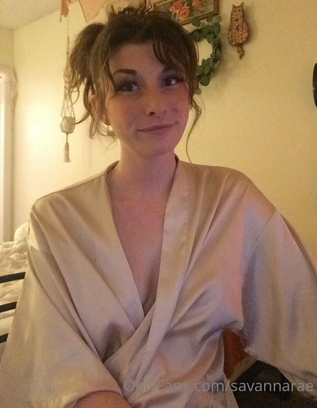 theesavannawhitee pretty actress pic