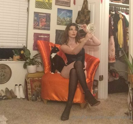 theesavannawhitee hd star img