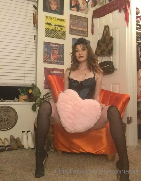 theesavannawhitee porn model img