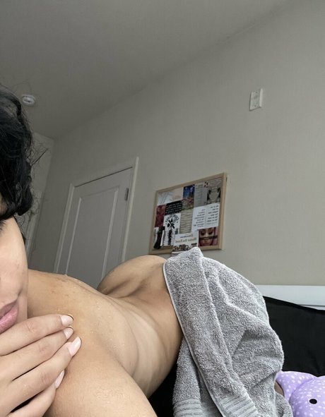 kittysprive model xxx pics