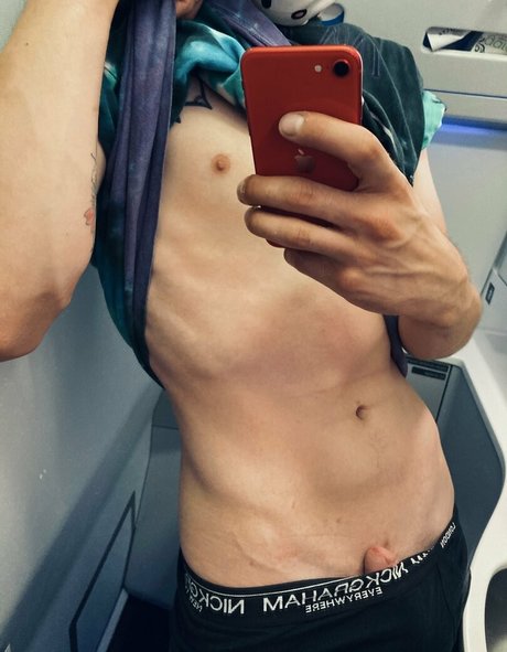 chrisoflyng perfect actress pictures