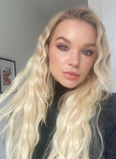 Abbie Quinnen actress pictures