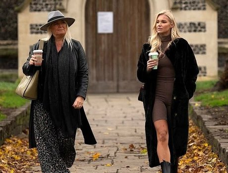 Abbie Quinnen art pornstar photos