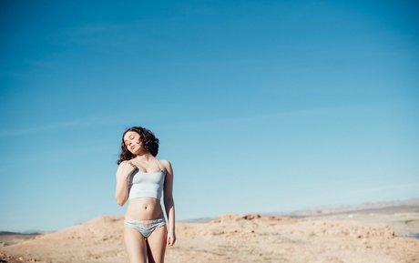 leanalovings adult model photos