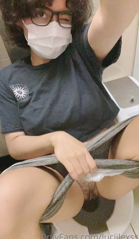 luciilexss sex actress pics