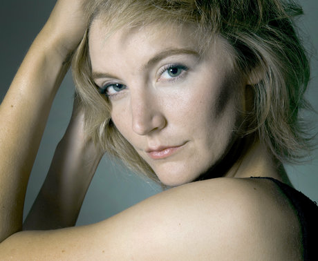 monawalesxxx star erotic photo