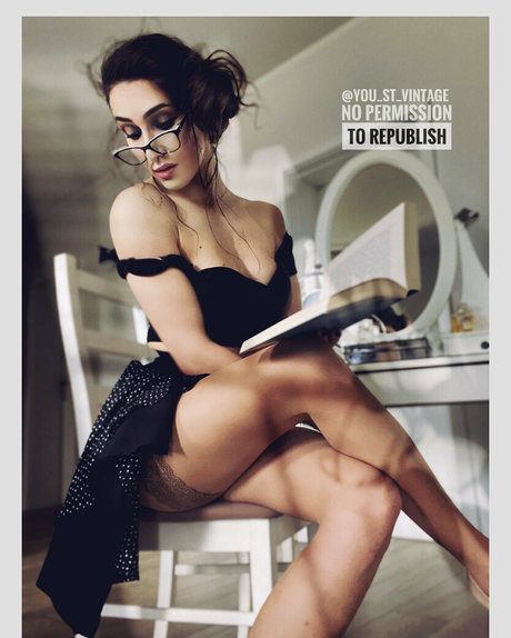 you st vintage model exclusive gallery