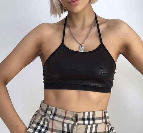 Alice Copeland xxx model pics